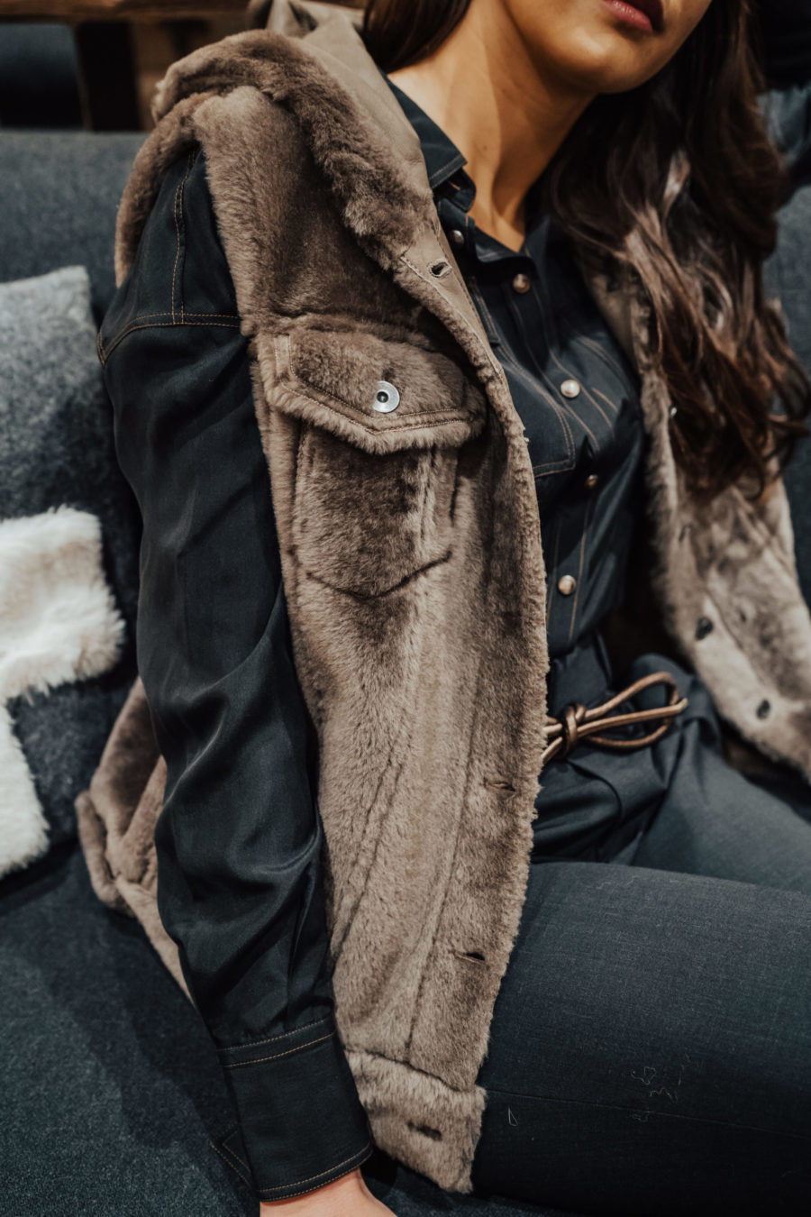 Manteau fourrure sans manches photo