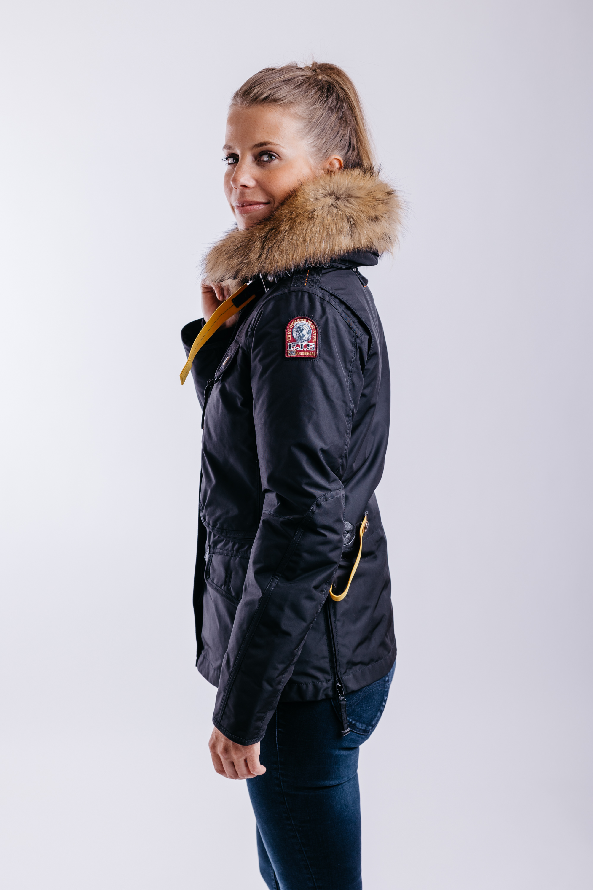 Shooting studio Events silhouette juin 2021 919 Shooting studio Events silhouette juin 2021 919