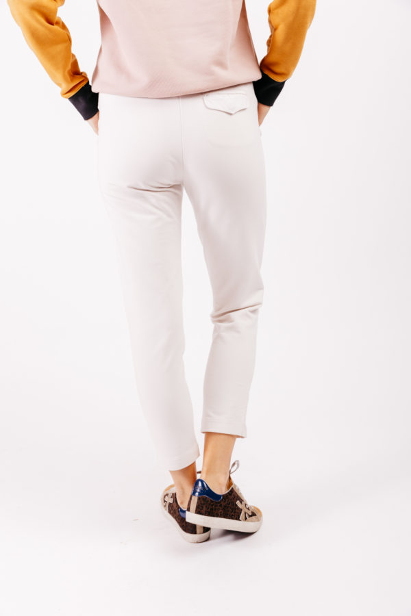 Look 10 jogging pantalon Events studio Septembre 21 372