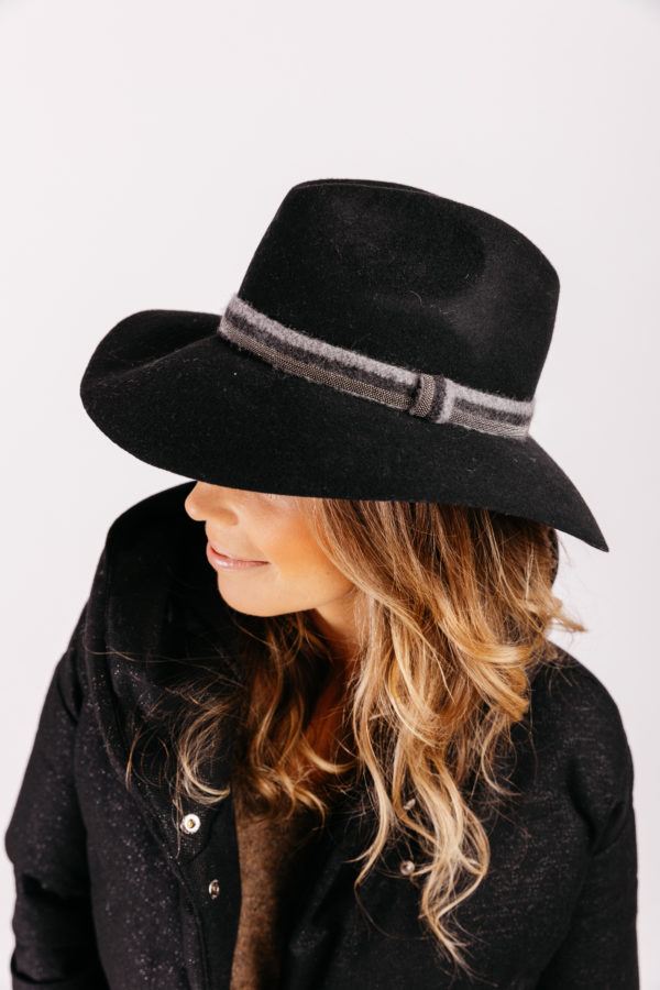 Look 15 chapeau Events studio Septembre 21 499