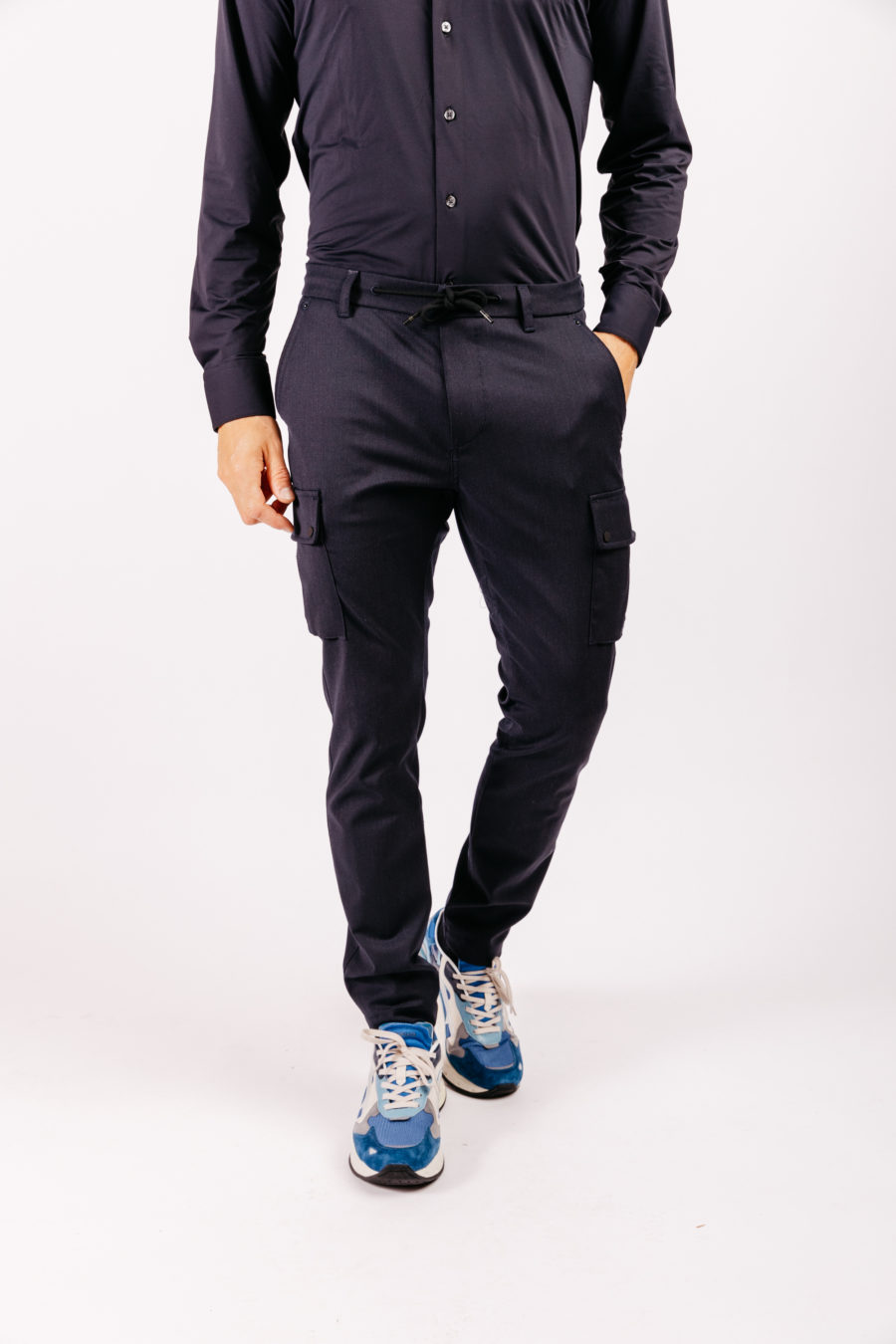 Pantalon jogger cargo photo