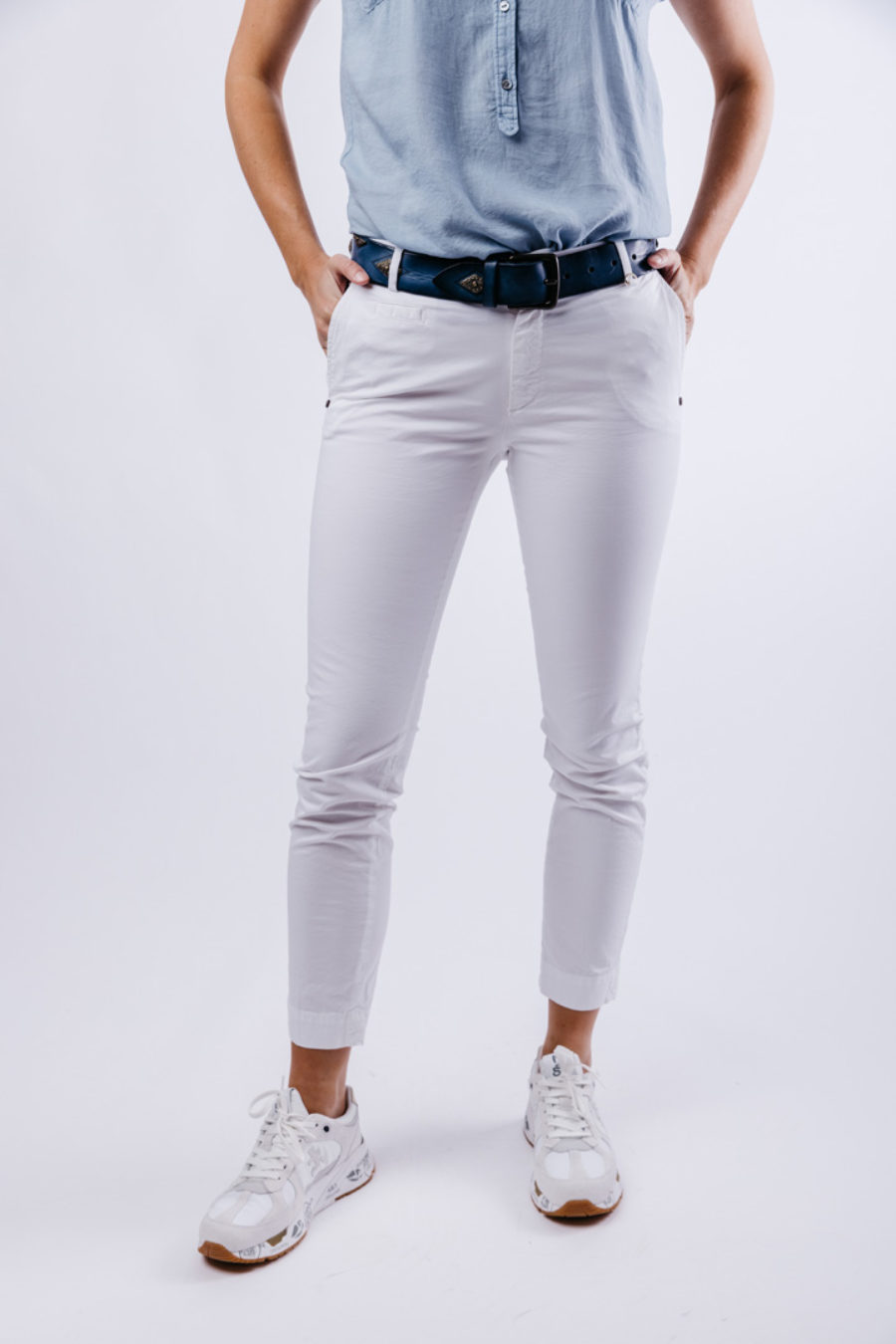 Pantalon slim photo