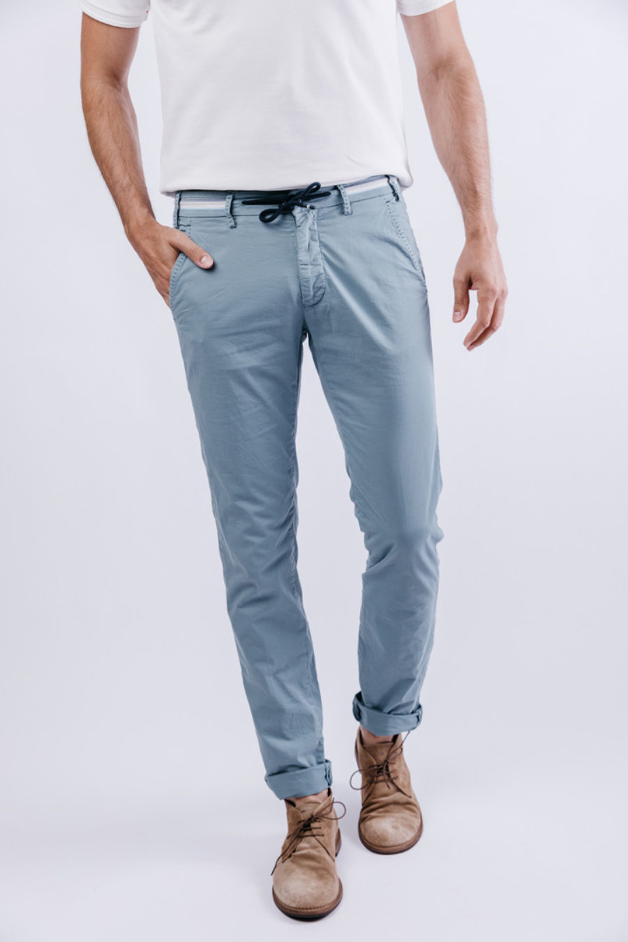 Pantalon slim photo